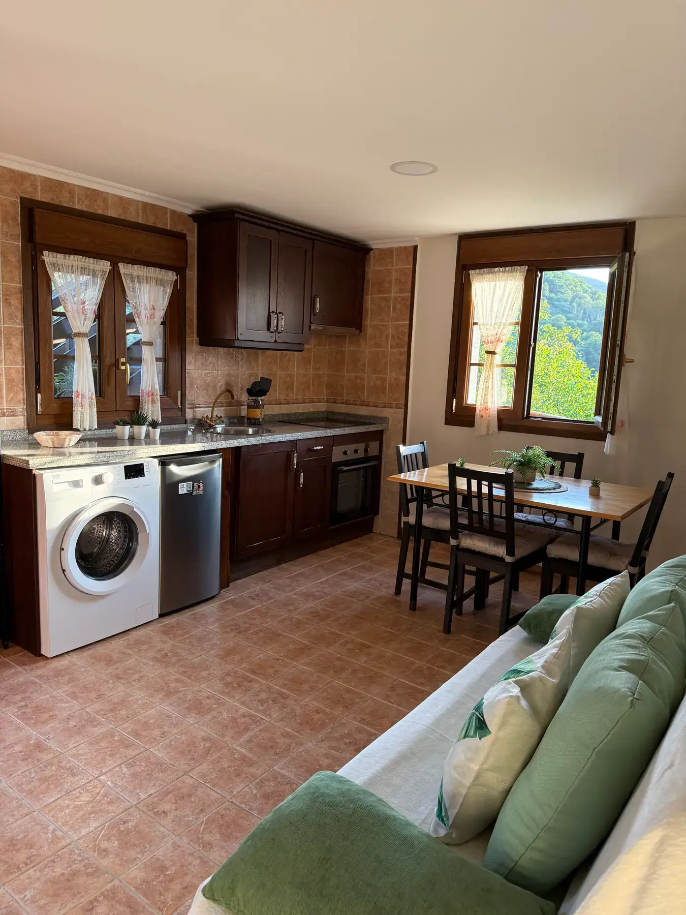 Salón y cocina 2